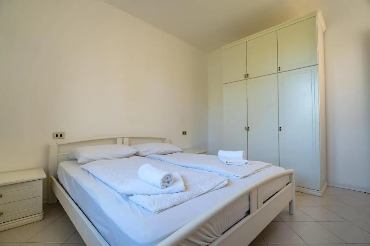 Leccio Villa Albarella Island